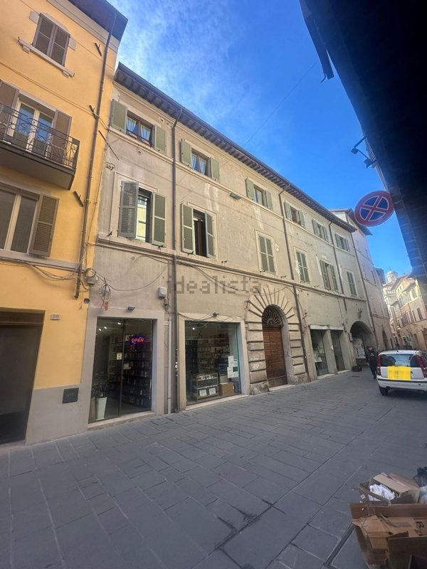 ufficio in affitto a Foligno