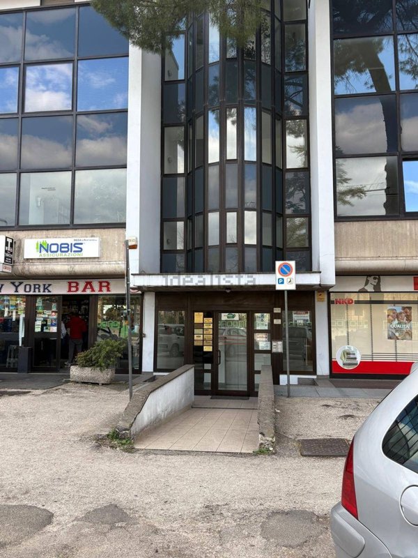 ufficio in affitto a Foligno