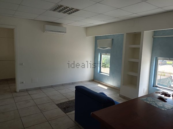 ufficio in affitto a Foligno