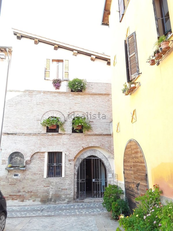 ufficio in affitto a Foligno