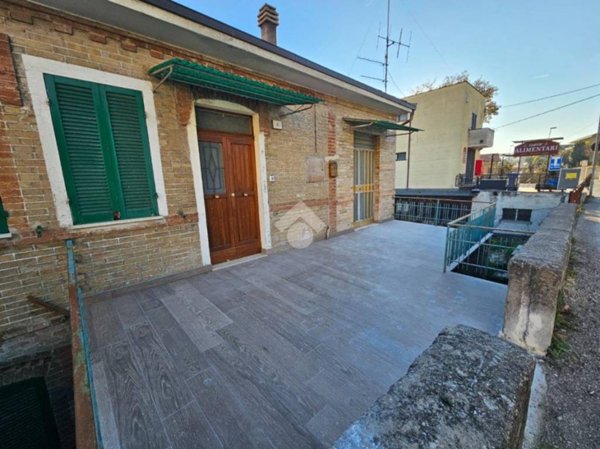 appartamento in affitto a Foligno in zona San Giovanni Profiamma