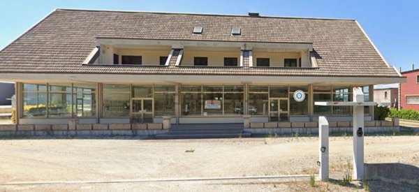 locale commerciale in affitto a Gualdo Tadino