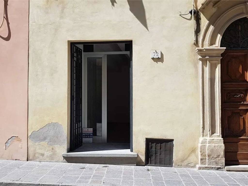 negozio in affitto a Gubbio