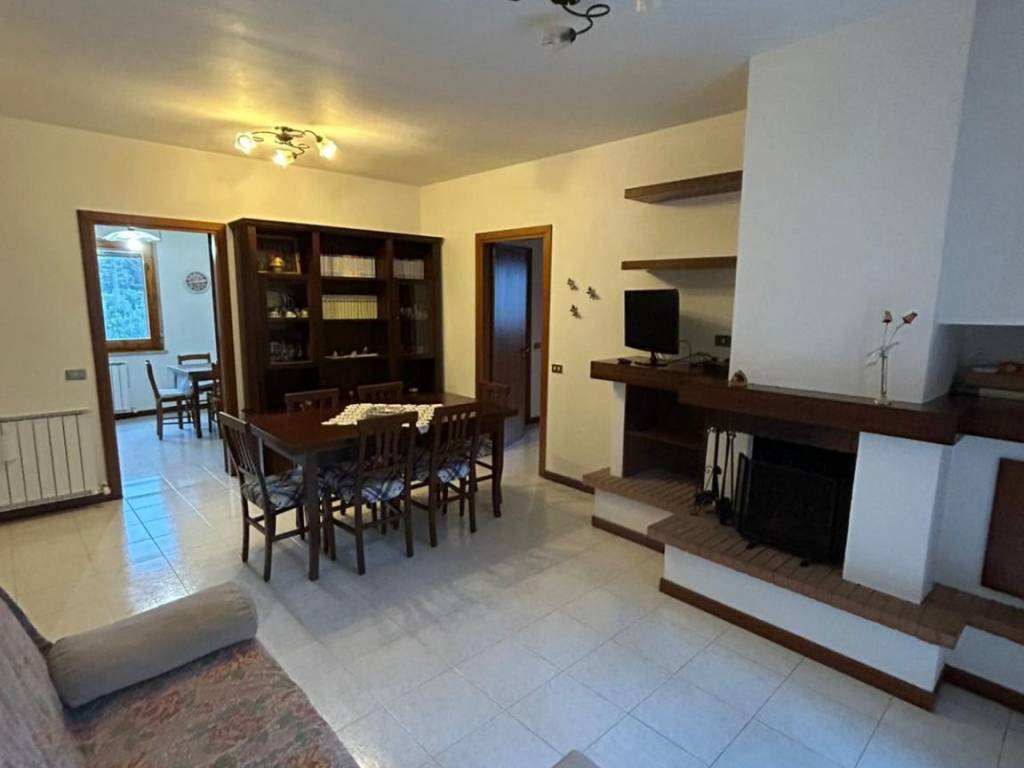 appartamento in affitto a Magione in zona Agello