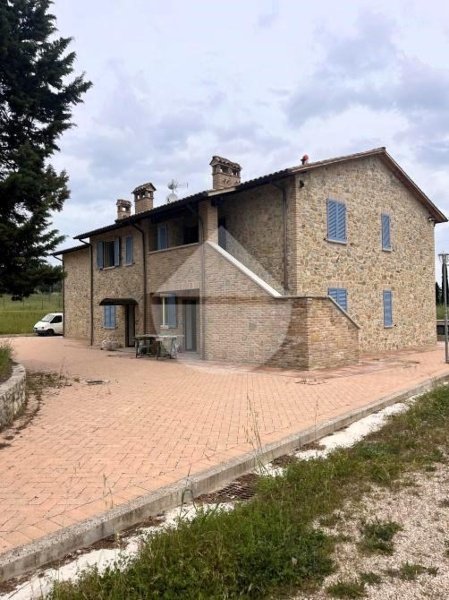 appartamento in affitto a Magione