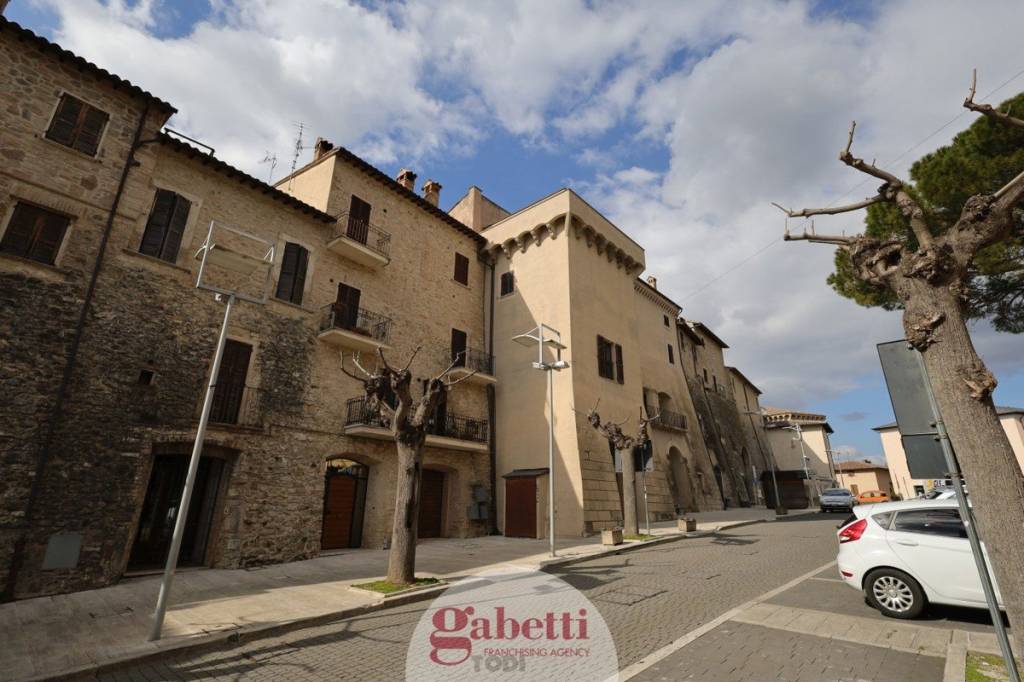 appartamento in affitto a Massa Martana