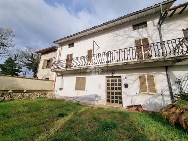 appartamento in affitto a Massa Martana