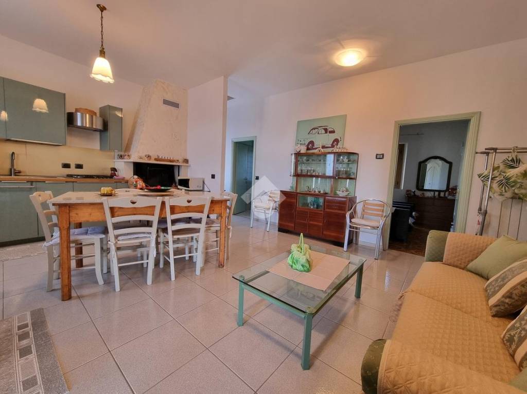 appartamento in affitto a Massa Martana