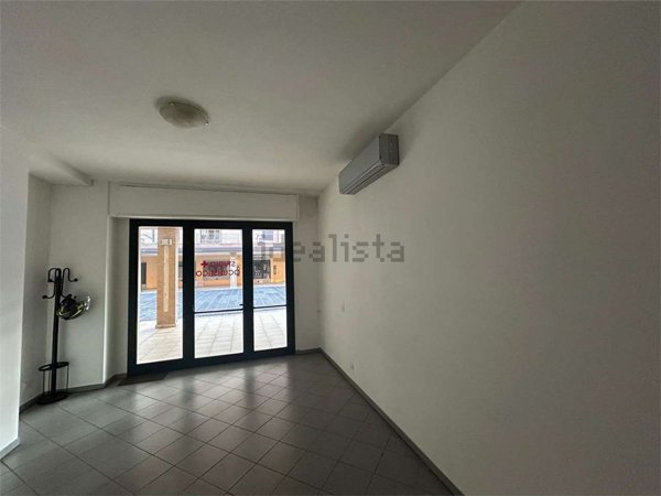 negozio in affitto a Panicale in zona Tavernelle