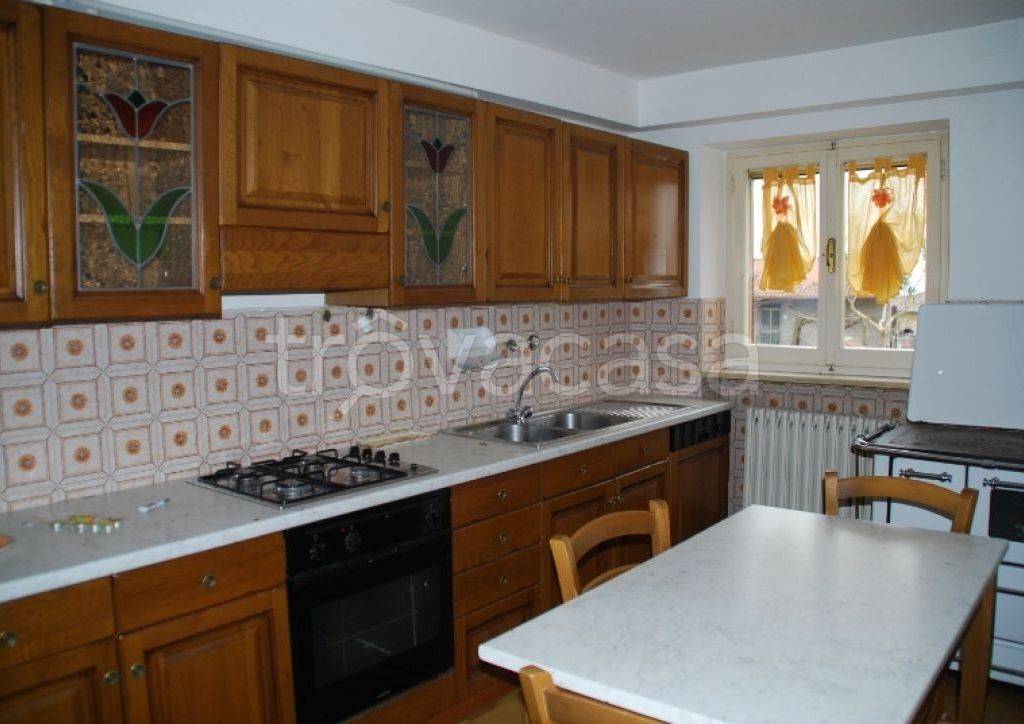 appartamento in affitto a Panicale in zona Mongiovino