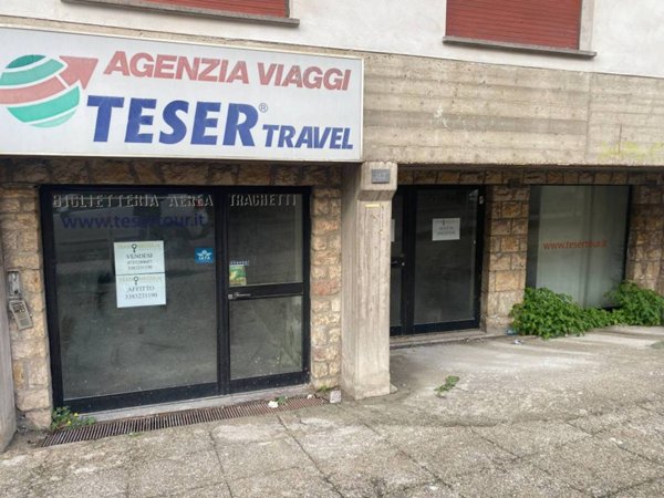 negozio in affitto a Perugia in zona San Sisto