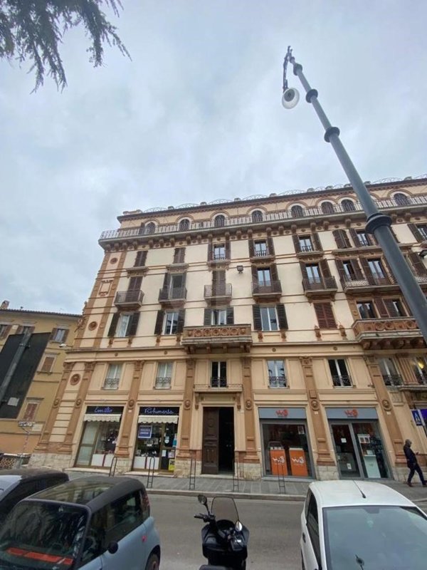 ufficio in affitto a Perugia in zona Centro Città
