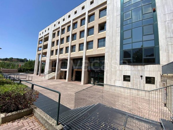 ufficio in affitto a Perugia in zona Prepo