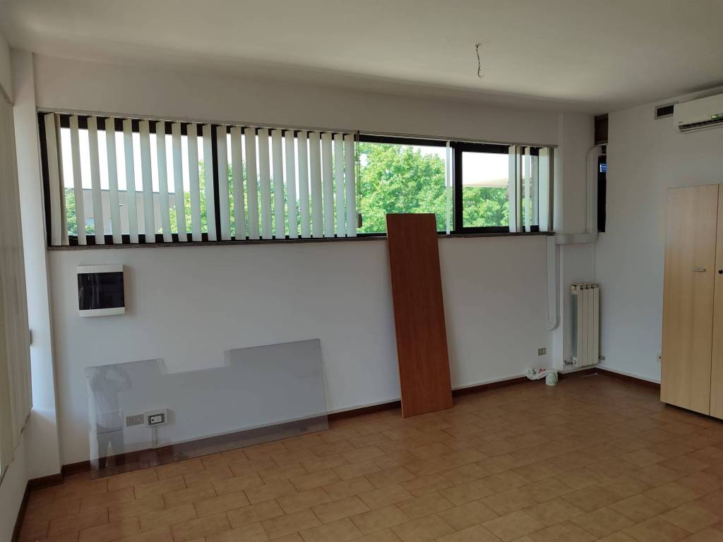 ufficio in affitto a Perugia in zona San Sisto