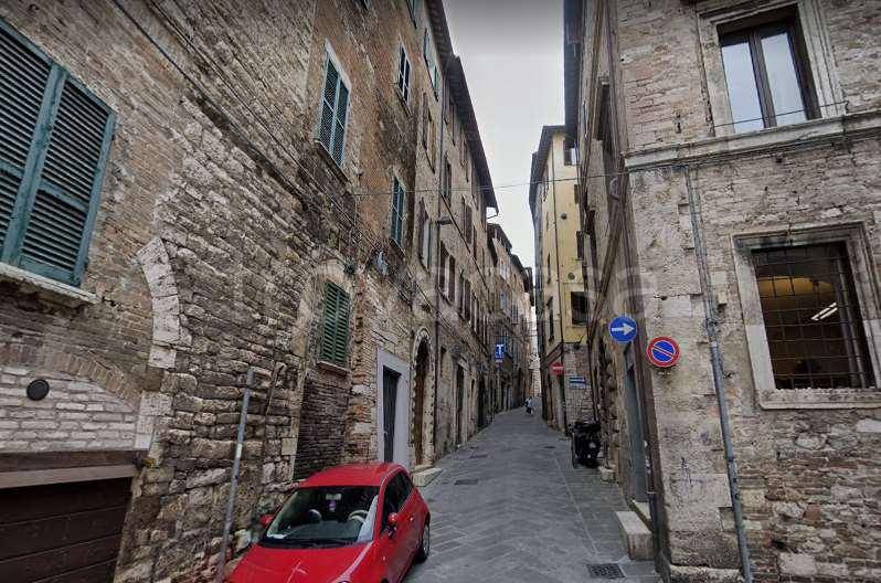 trivano in affitto a Perugia in zona Centro Città