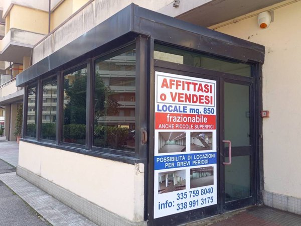 locale commerciale in affitto a Perugia in zona Ponte San Giovanni