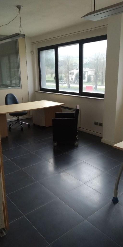 ufficio in affitto a Perugia in zona Ponte Felcino