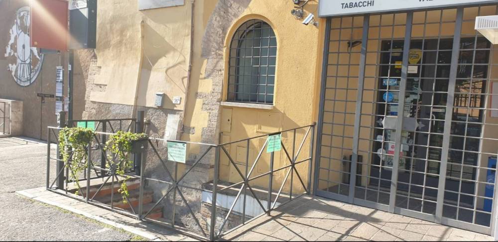 locale commerciale in affitto a Perugia in zona Centro Città