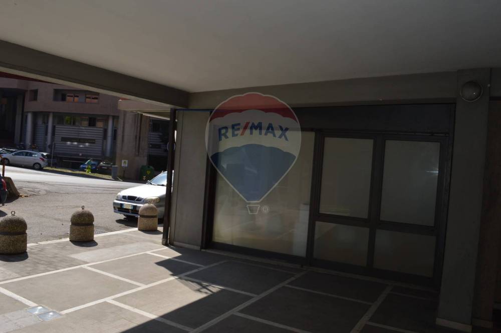 locale commerciale in affitto a Perugia in zona Centro Città
