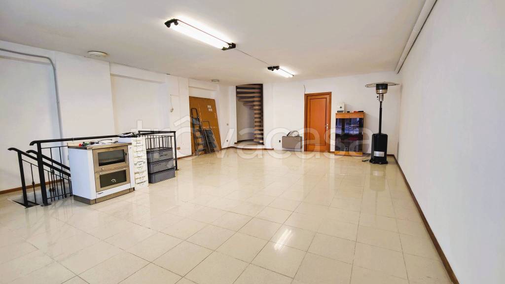 trivano in affitto a Perugia in zona Stazione