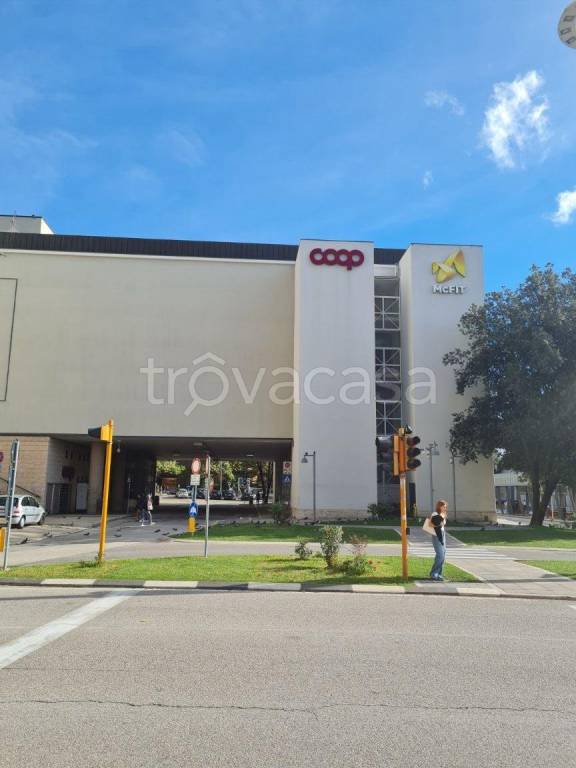 locale di sgombero in affitto a Perugia in zona Stazione