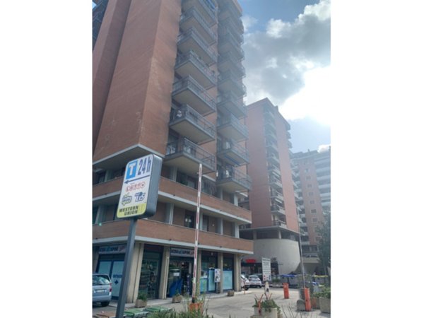 ufficio in affitto a Perugia in zona Elce