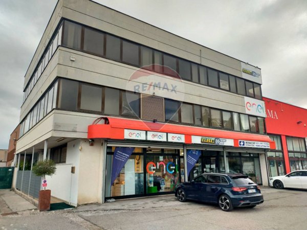 ufficio in affitto a Perugia in zona Madonna Alta