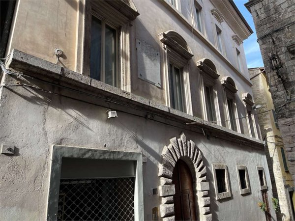 ufficio in affitto a Perugia in zona Centro Città