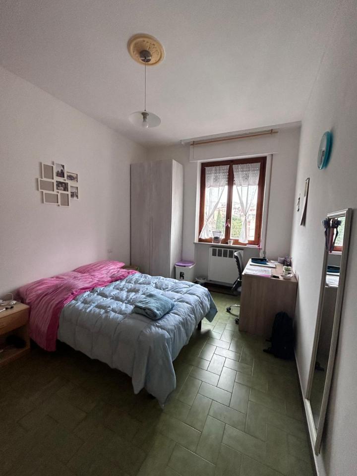 negozio in affitto a Perugia in zona Ferro di Cavallo