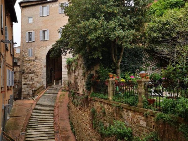 appartamento in affitto a Perugia in zona Centro Città