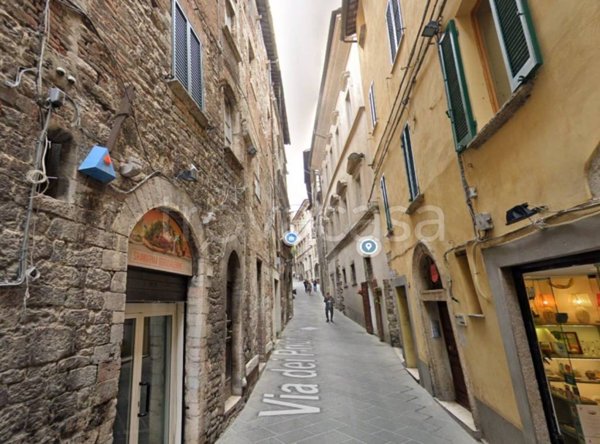 negozio in affitto a Perugia in zona Elce