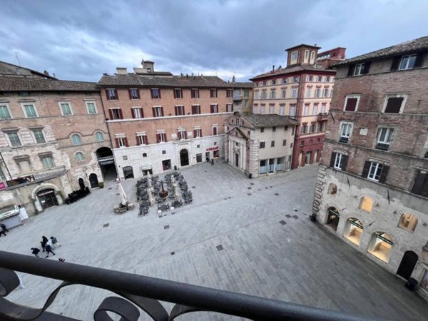 appartamento in affitto a Perugia in zona Centro Città