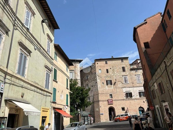 appartamento in affitto a Perugia in zona Centro Città