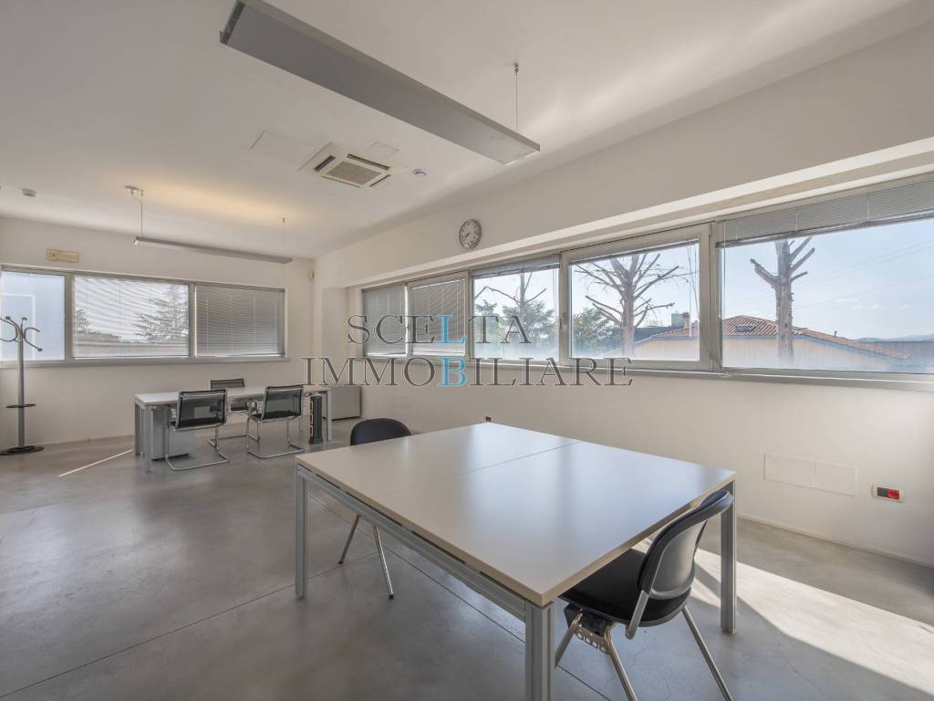 ufficio in affitto a Perugia in zona Santa Sabina