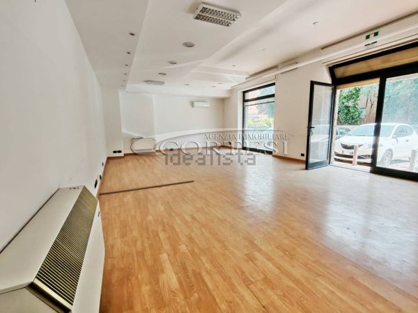 locale commerciale in affitto a Perugia in zona Ponte San Giovanni