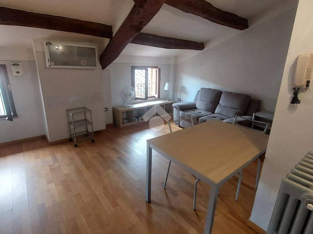 appartamento in affitto a Perugia in zona Centro Città