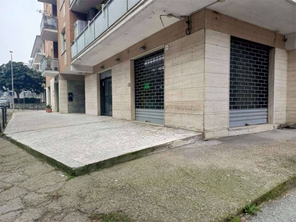 locale commerciale in affitto a Perugia in zona Ponte San Giovanni