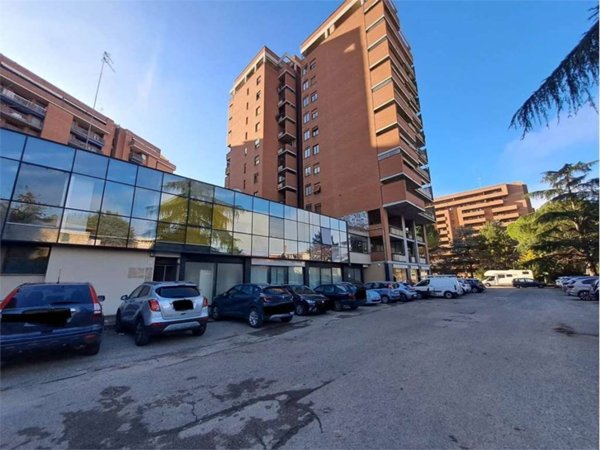 ufficio in affitto a Perugia in zona Prepo