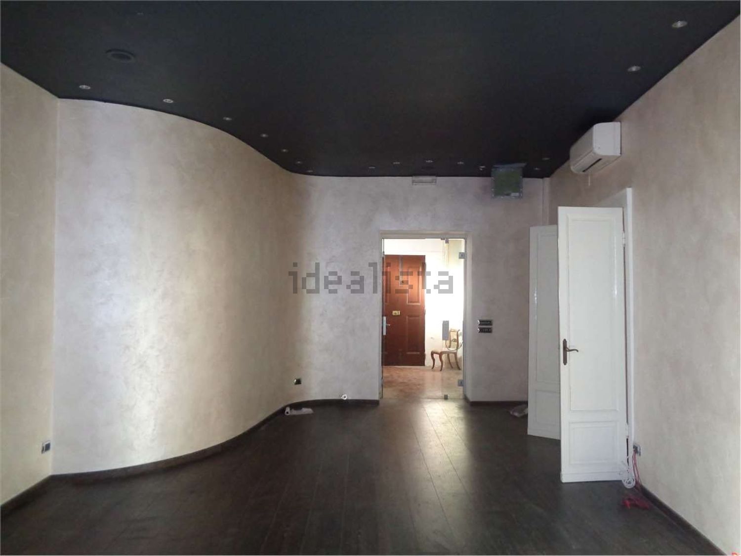 negozio in affitto a Perugia in zona Centro Città