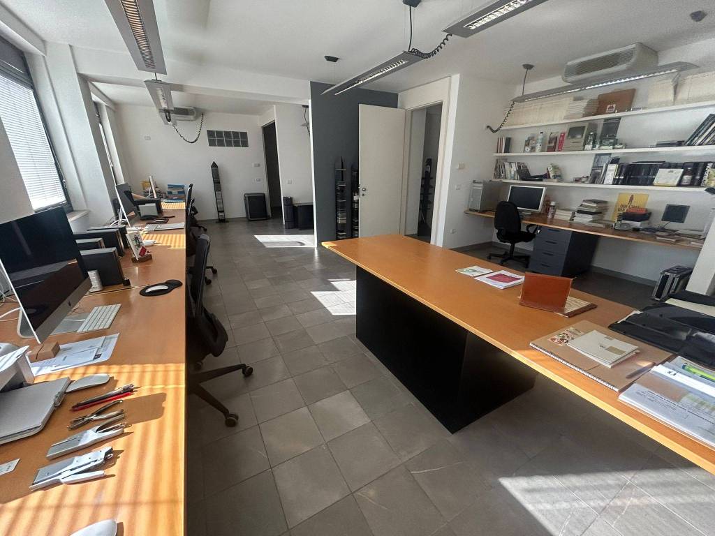ufficio in affitto a Perugia in zona Ponte San Giovanni