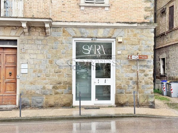 locale commerciale in affitto a Perugia in zona Ponte San Giovanni