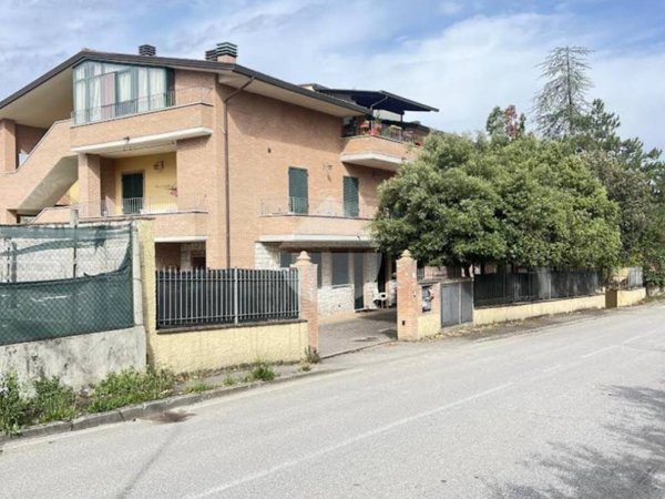 appartamento in affitto a Perugia in zona Lacugnano