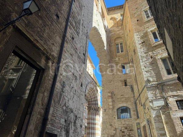 negozio in affitto a Perugia in zona Centro Città