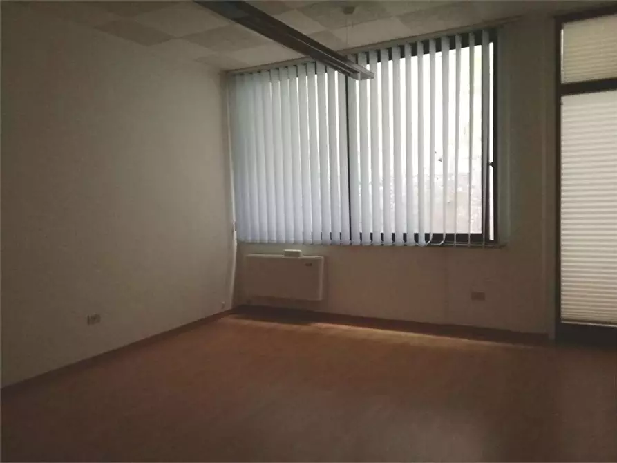 ufficio in affitto a Perugia in zona Madonna Alta