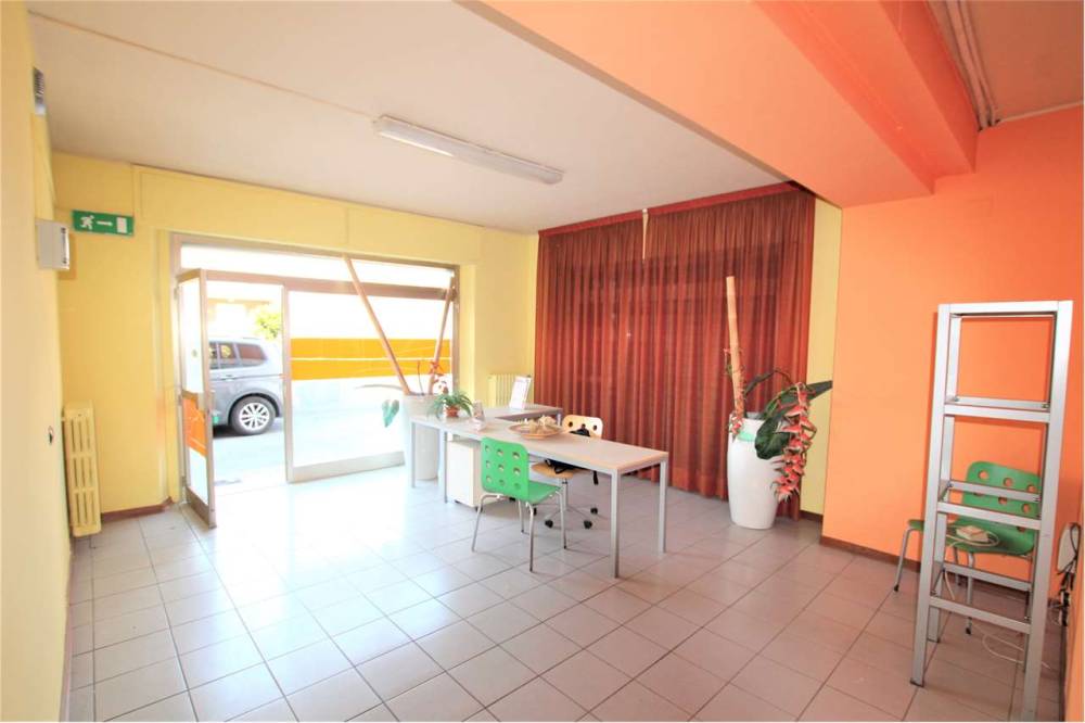 ufficio in affitto a Perugia in zona Prepo