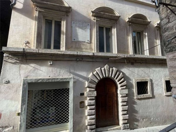 ufficio in affitto a Perugia in zona Centro Città