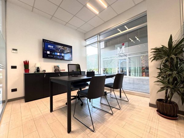 ufficio in affitto a Perugia in zona Lacugnano