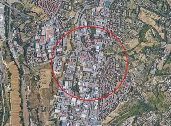 negozio in affitto a Perugia in zona Prepo