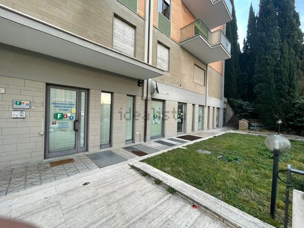 ufficio in affitto a Perugia in zona Filosofi