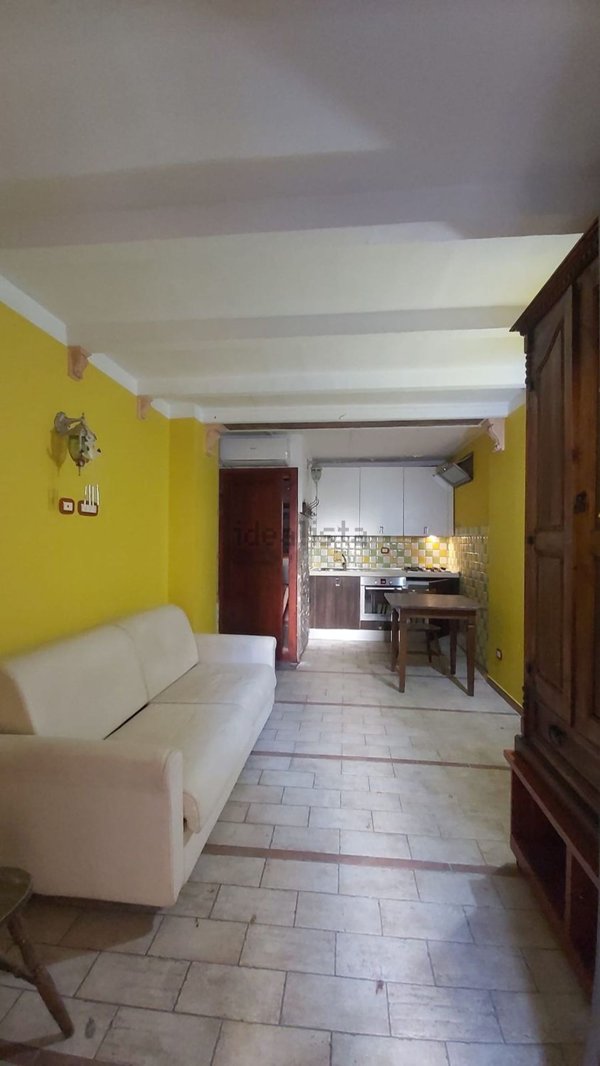 locale di sgombero in affitto a Perugia in zona Filosofi